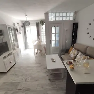  Apartamento Apartamento Nuevo A 50 M. De La Playa